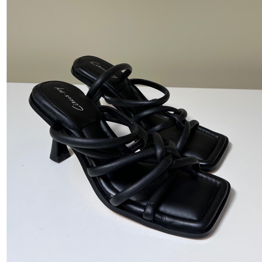 Circus NY by Sam Edelman Savanna Black Knotted Multi Strap‎ Square Toe Heels 8M